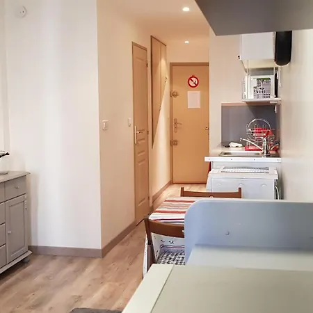 Appartement Joli Climatise Proximite Ports Et Plages
